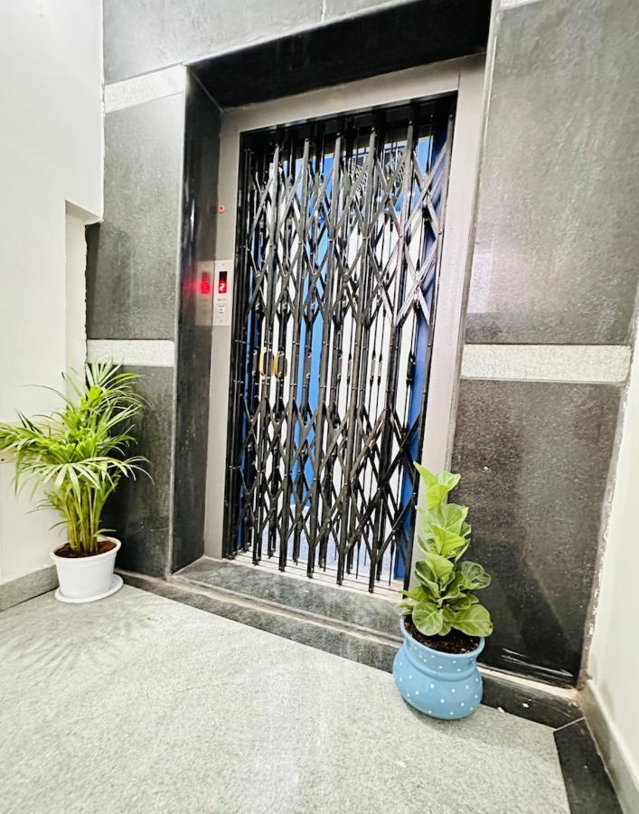 Tirupati Homestay - Shilparamam - Luxury Ac Apartments By Stayflexi - Fast Wifi, Kitchen, Android Tv - Walk To Ps4 Pure Veg Restaurant - Easy Access To Airport, Railway Station And To All Temples Exteriör bild