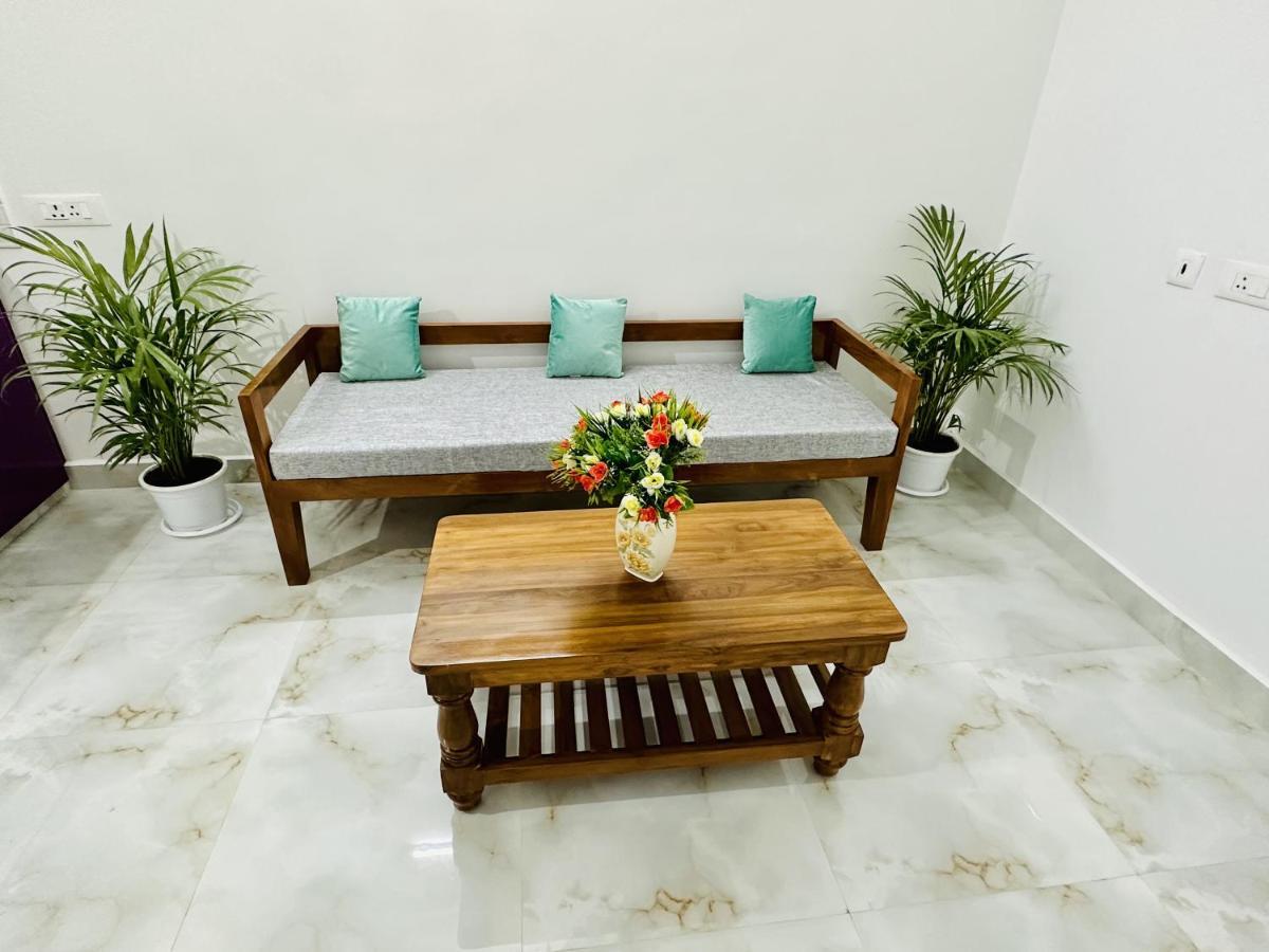 Tirupati Homestay - Shilparamam - Luxury Ac Apartments By Stayflexi - Fast Wifi, Kitchen, Android Tv - Walk To Ps4 Pure Veg Restaurant - Easy Access To Airport, Railway Station And To All Temples Exteriör bild